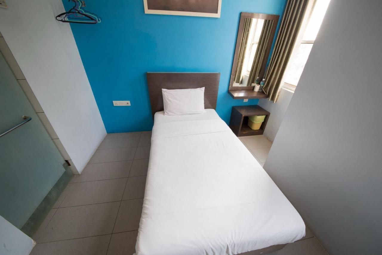 Golden Pearl Hotel Near Universiti Tun Hussein Onn Malaysia Uthm Batu Pahat Luaran gambar