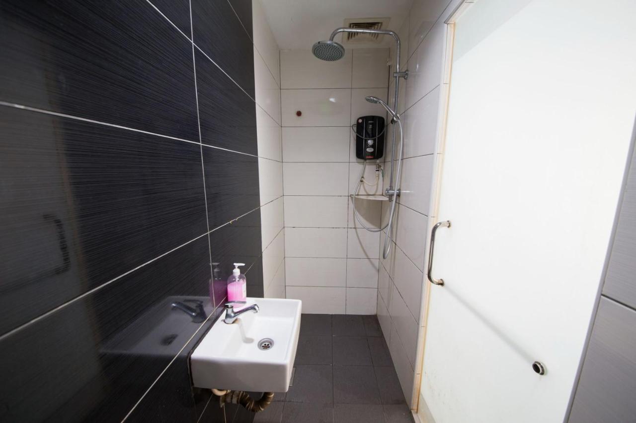 Golden Pearl Hotel Near Universiti Tun Hussein Onn Malaysia Uthm Batu Pahat Luaran gambar
