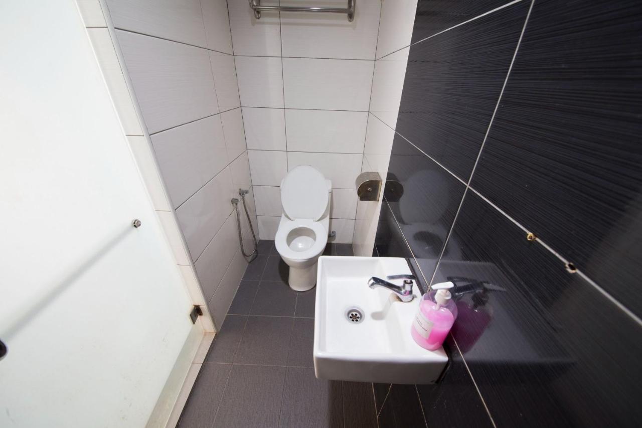 Golden Pearl Hotel Near Universiti Tun Hussein Onn Malaysia Uthm Batu Pahat Luaran gambar